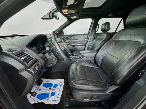 Used 2017 Ford Explorer Platinum AWD/4WD image 26