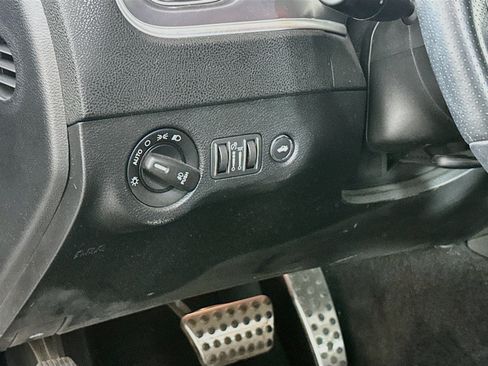 Used 2022 Dodge Charger R/T RWD image 16