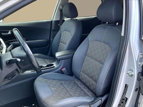 Used 2020 Kia Niro LXS image 20