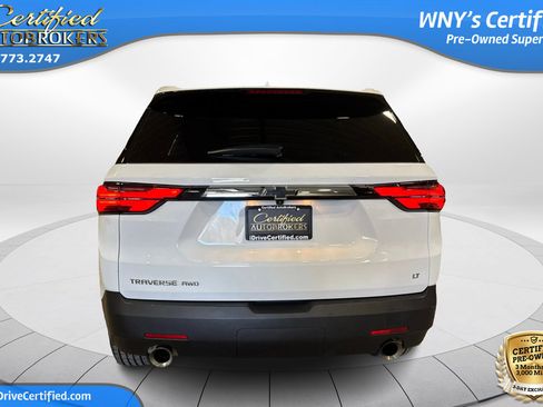 Used 2023 Chevrolet Traverse LT image 7