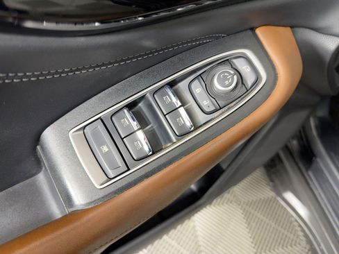 Used 2020 Subaru Outback Touring XT image 20