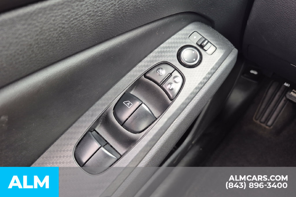 Used 2024 Nissan Altima 2.5 SV FWD image 34