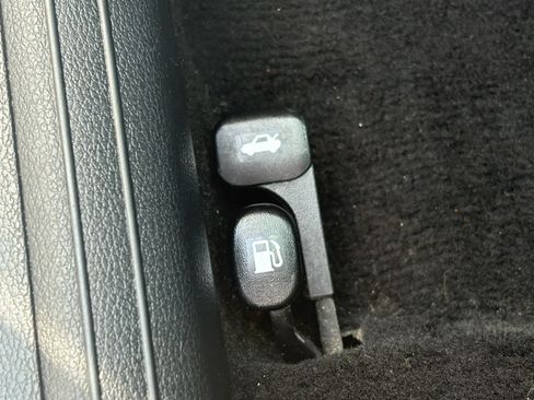 Used 2019 Kia Forte S w/ S Premium Package FWD image 8