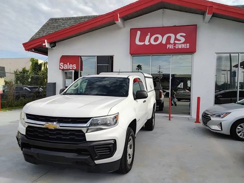 Used 2021 Chevrolet Colorado W/T w/ WT Convenience Package RWD image 2