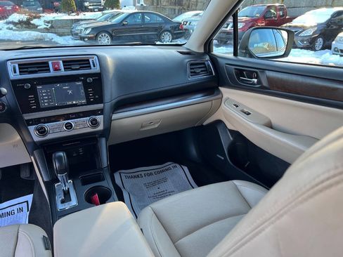 Used 2015 Subaru Outback 2.5i Limited image 21