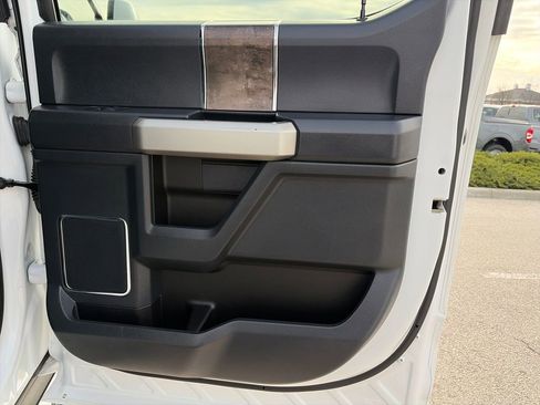 Used 2022 Ford F250 Lariat w/ Lariat Value Package image 34