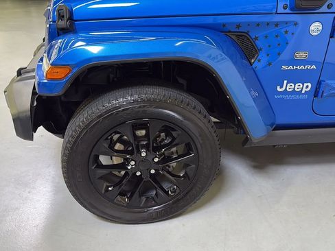 Used 2021 Jeep Wrangler Unlimited Sahara w/ Safety Group image 28