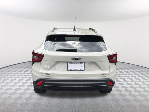 New 2026 Chevrolet Trax RS FWD image 6