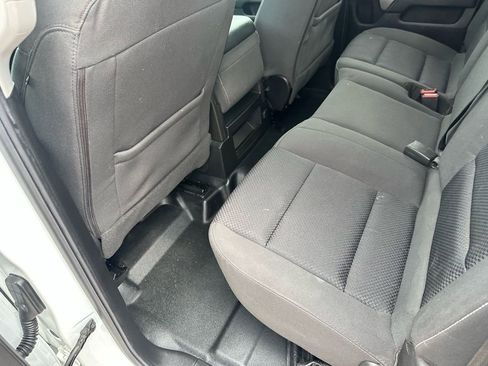 Used 2019 Chevrolet Silverado 1500 LT image 32