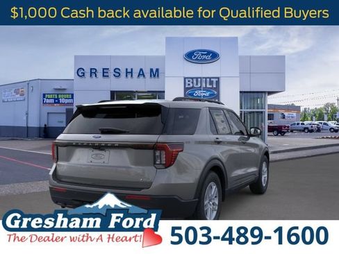 New 2026 Ford Explorer Active AWD/4WD image 9