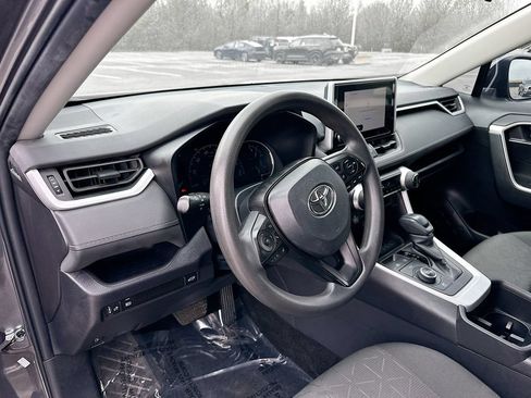 Used 2024 Toyota RAV4 XLE w/ Convenience Package AWD/4WD image 13