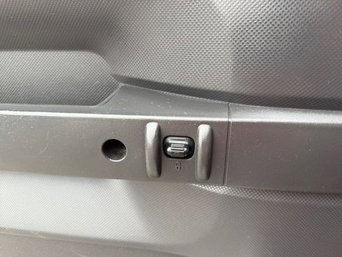 Used 2009 Jeep Wrangler X image 24