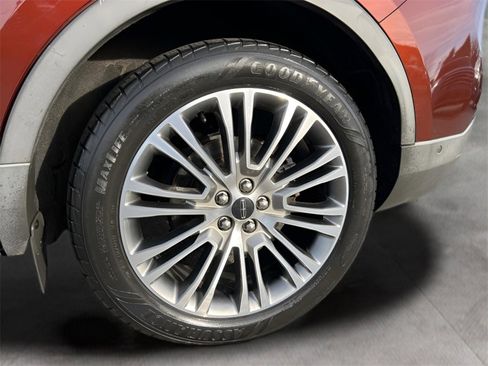 Used 2016 Lincoln MKX Reserve w/ Technology Package image 6