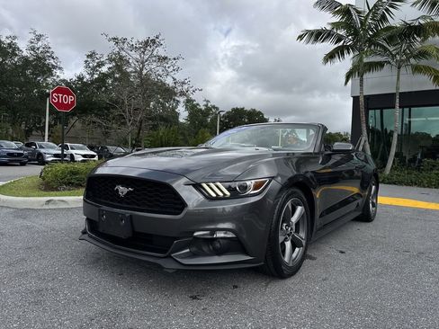 Used 2017 Ford Mustang Convertible w/ Equipment Group 051A RWD image 31