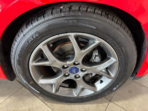 Used 2013 Ford Focus SE image 9