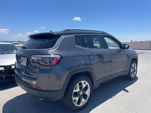 Used 2021 Jeep Compass Limited AWD/4WD image 2