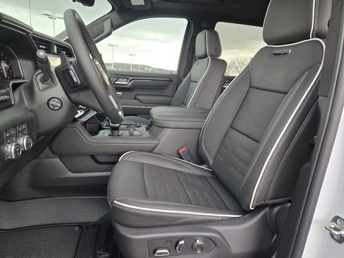 New 2026 GMC Sierra 1500 AT4X AWD/4WD image 4