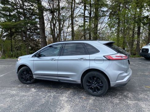 Used 2024 Ford Edge SE w/ Black Appearance Package AWD/4WD image 7