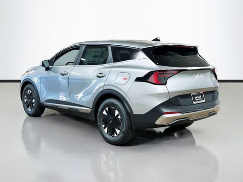 New 2026 Kia Sportage LX image 5