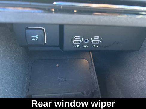 Used 2023 Jeep Wagoneer Series III w/ Preferred Equipment Group image 43