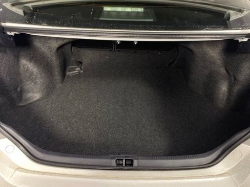 Used 2017 Toyota Camry XLE FWD image 25