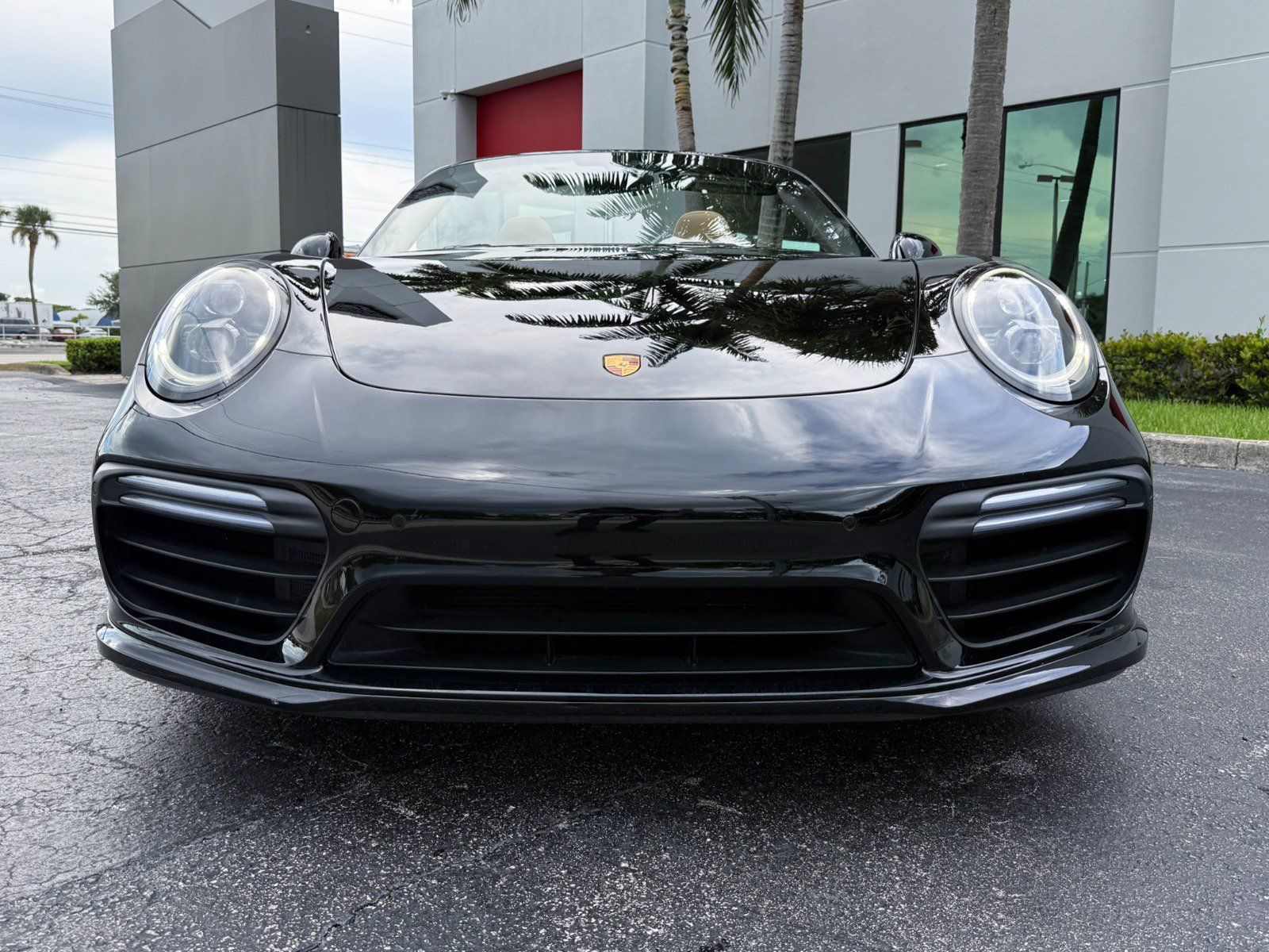 Used 2019 Porsche 911 4 Cabriolet AWD/4WD image 8