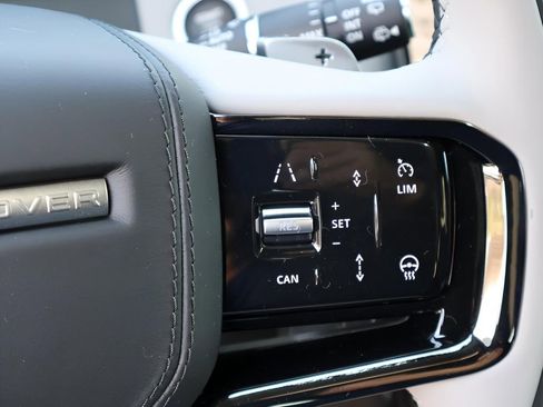 New 2026 Land Rover Range Rover Velar Dynamic SE AWD/4WD image 33
