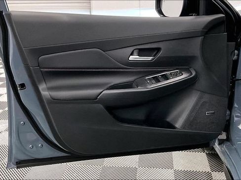 New 2026 Nissan Sentra SR w/ SR Premium Package FWD image 34