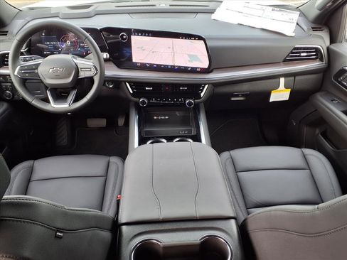 New 2026 Chevrolet Suburban Z71 w/ Comfort Package image 8