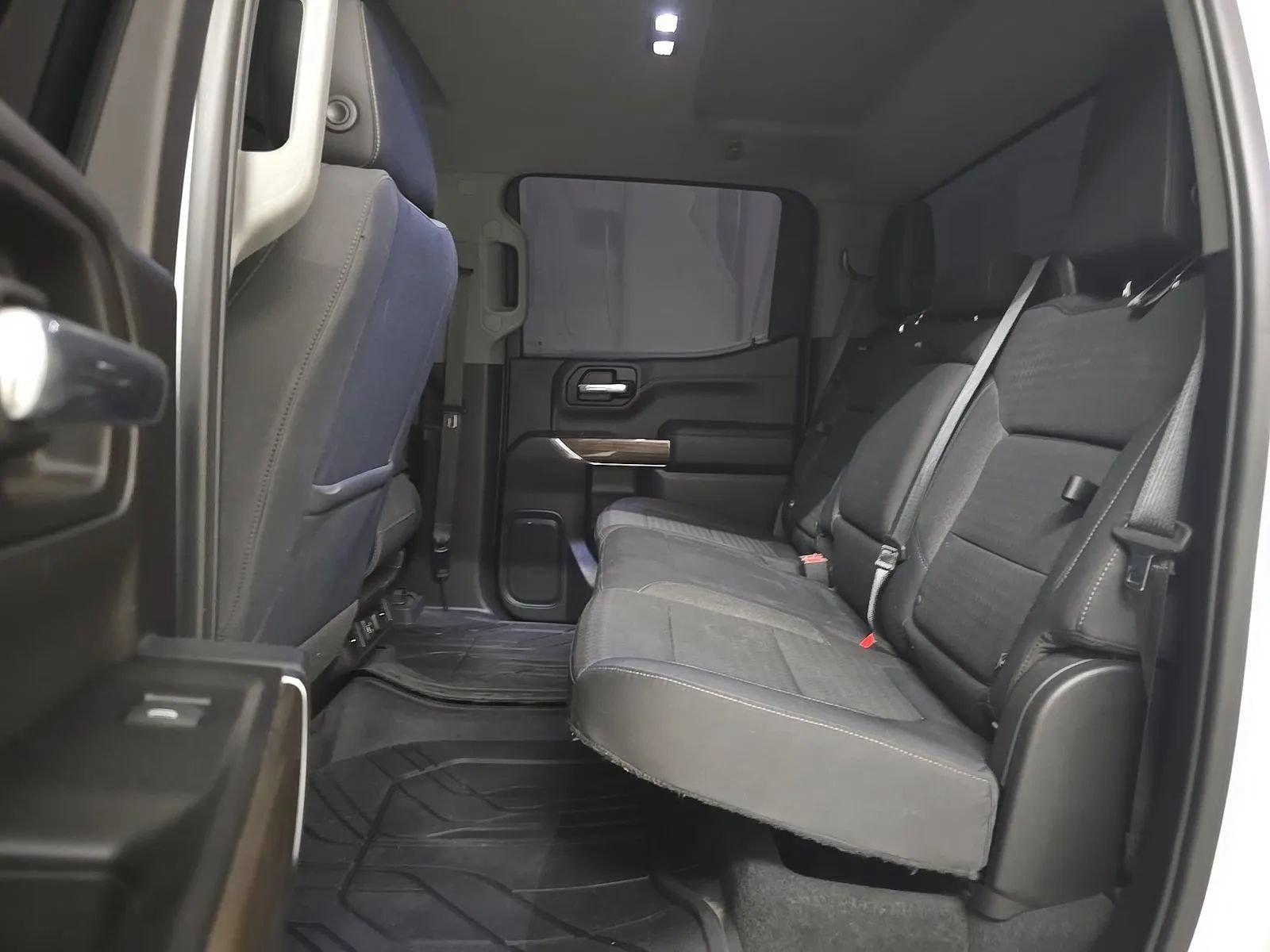 Used 2019 Chevrolet Silverado 1500 RST AWD/4WD image 8