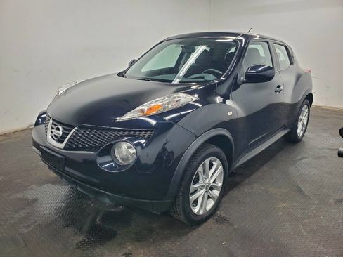 Used 2011 Nissan Juke S image 1