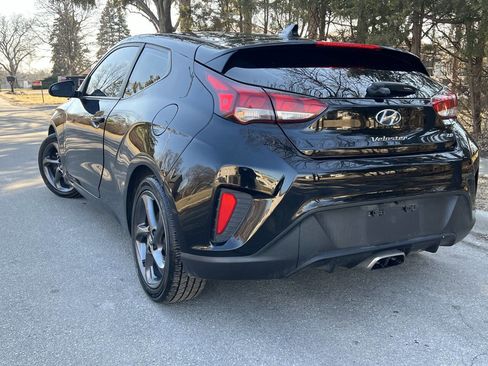 Used 2020 Hyundai Veloster 2.0 image 4