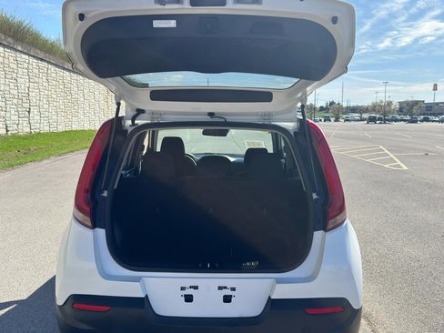 Used 2022 Kia Soul LX w/ Technology Package image 34