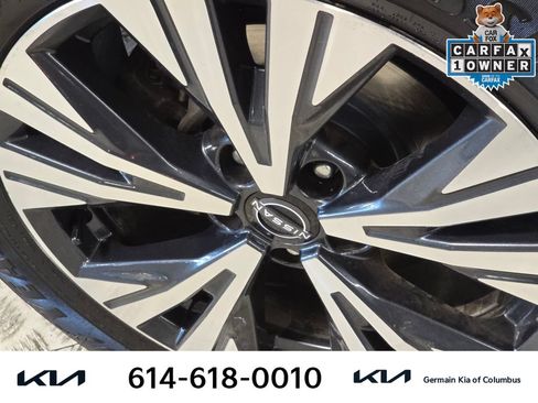 Used 2023 Nissan Rogue SV AWD/4WD image 13