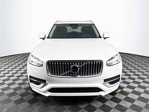 Used 2024 Volvo XC90 B6 Plus image 2