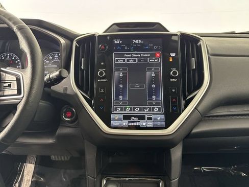 Used 2023 Subaru Ascent Limited AWD/4WD image 10