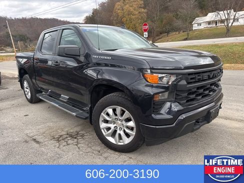 Used 2023 Chevrolet Silverado 1500 Custom image 5