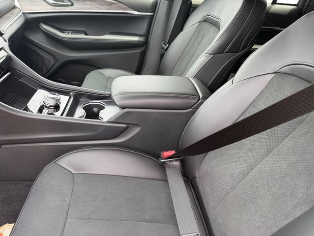 New 2026 Jeep Grand Cherokee Altitude AWD/4WD image 14