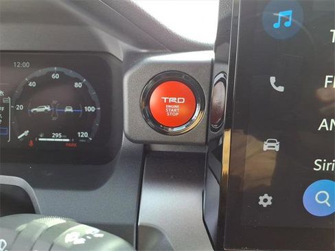 Certified 2025 Toyota 4Runner TRD Off-Road Premium image 12