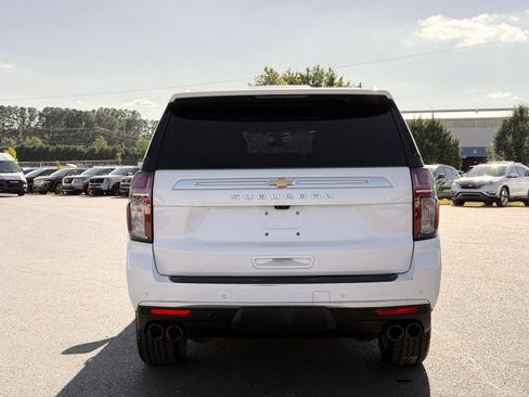 Used 2021 Chevrolet Suburban High Country AWD/4WD image 13