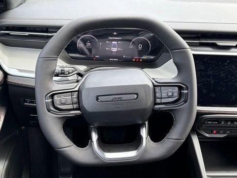 New 2026 Jeep Cherokee Limited image 34