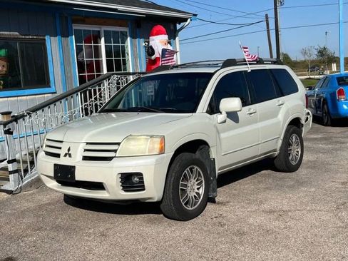 Used 2004 Mitsubishi Endeavor Limited image 2