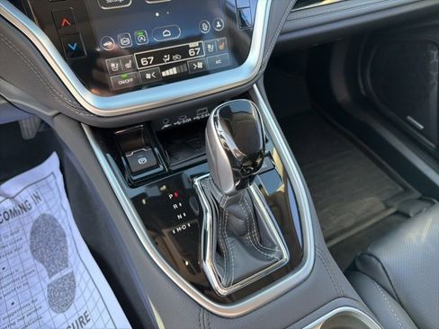 Used 2025 Subaru Outback Touring XT w/ Popular Package #2 image 25