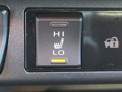 Used 2024 Toyota RAV4 XSE w/ Weather Package image 8