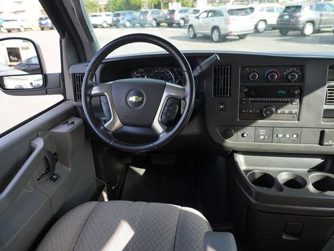Used 2017 Chevrolet Express 2500 LS RWD image 24