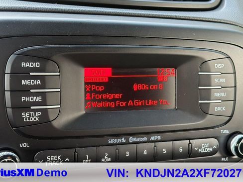 Used 2015 Kia Soul FWD image 25