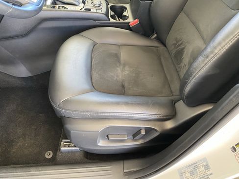 Used 2021 MAZDA CX-5 Touring image 12