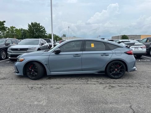 Used 2024 Honda Civic Type R image 8