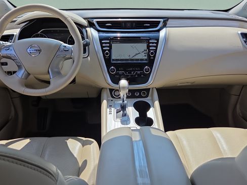Used 2015 Nissan Murano Platinum w/ Platinum Technology Package FWD image 12