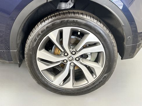 Used 2024 Jaguar E-PACE R-Dynamic SE image 37